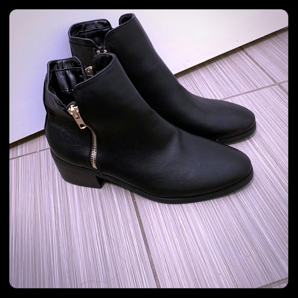 Black Forever 21 ankle booties.